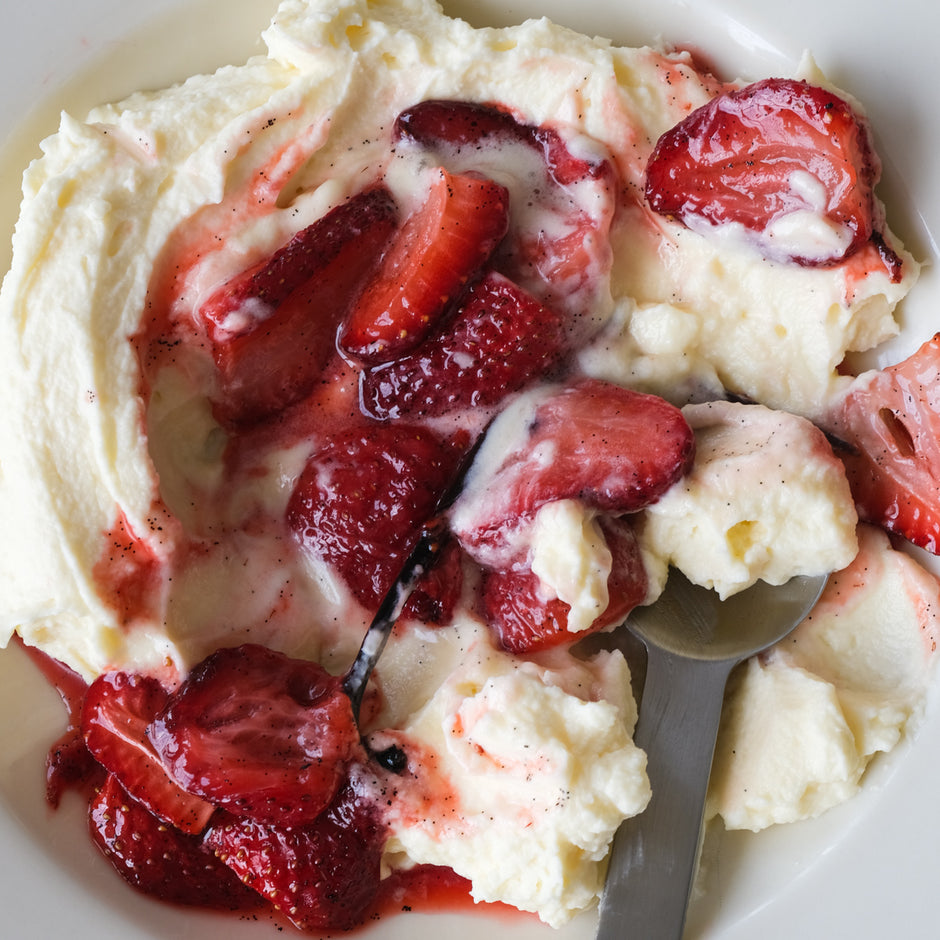 Roasted Strawberries & Whipped Mascarpone Cream